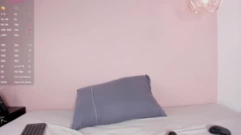  I am Mia  online show from 02-16-26, 11:50