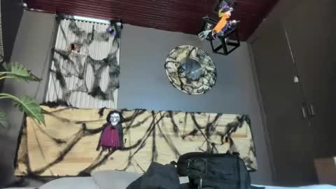 Val  online show from 11-01-25, 11:45