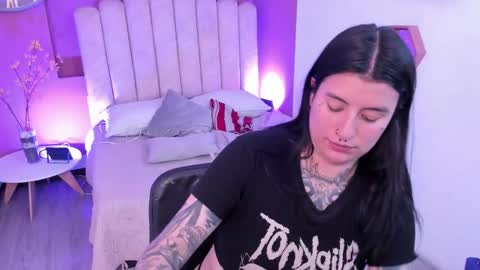 Val  online show from 02-12-26, 08:04