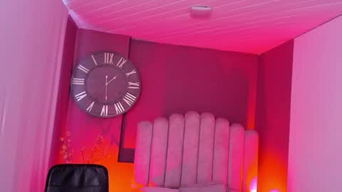 Val  online show from 02-17-26, 06:58