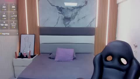 Snapshot of mia_jons20 chatting on 07-11-26, 12:19 Naomi online show from 07-11-26, 12:19