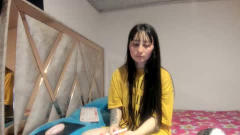 mia kaneee online show from 12-13-25, 09:53