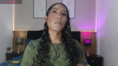 Mia online show from 02-14-26, 06:37