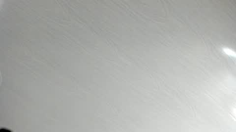 Mia online show from 04-14-26, 02:17