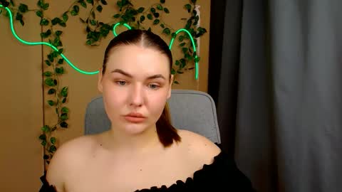 mia_lemm online show from 05-14-26, 07:26