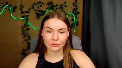 mia_lemm online show from 05-15-26, 06:53