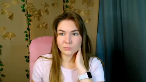 mia_lemm online show from 07-30-26, 06:12