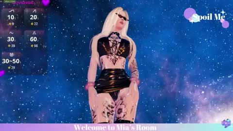 Mia online show from 06-04-26, 06:36