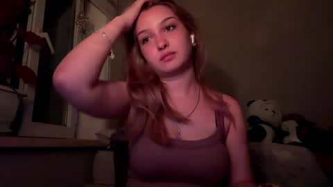 Snapshot of mia_livy chatting on 06-08-26, 09:26 Miaaa online show from 06-08-26, 09:26