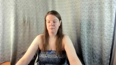 mia_lores online show from 02-08-26, 09:02