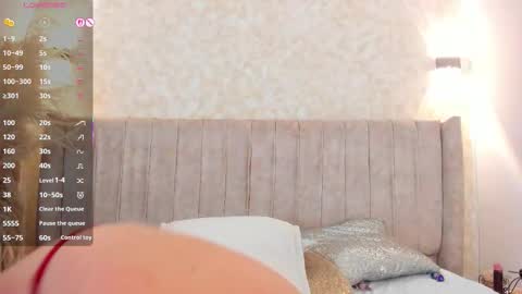 Snapshot of mia_lourence chatting on 10-06-25, 12:13 Mia online show from 10-06-25, 12:13