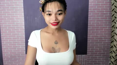 Snapshot of mia_lover9 chatting on 10-14-25, 08:26 M I A online show from 10-14-25, 08:26