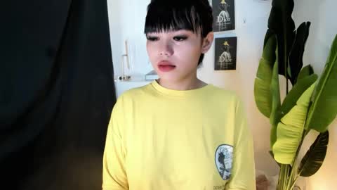 M I A online show from 05-19-26, 02:18