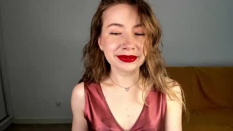 Mia online show from 05-31-26, 01:29