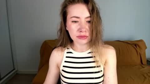 Mia online show from 06-13-26, 06:44