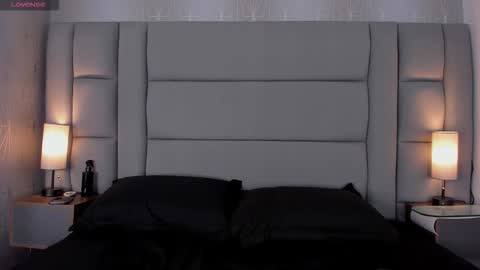    online show from 11-25-25, 07:36