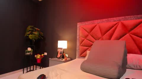 MIA  online show from 12-02-25, 07:20