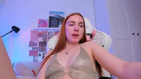 Mia online show from 04-06-26, 04:46