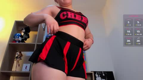 Snapshot of mia_moralez chatting on 05-30-26, 01:08 MIA online show from 05-30-26, 01:08