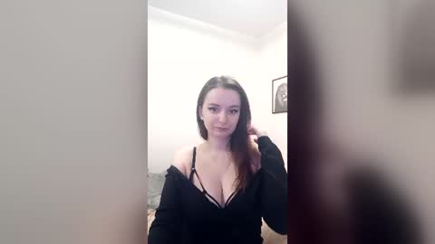 Snapshot of mia_muuur chatting on 07-02-26, 11:33 Mia online show from 07-02-26, 11:33