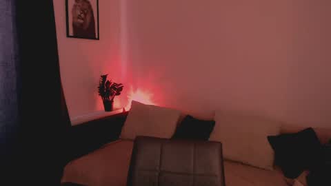Snapshot of mia_muuur chatting on 07-28-26, 02:13 Mia online show from 07-28-26, 02:13