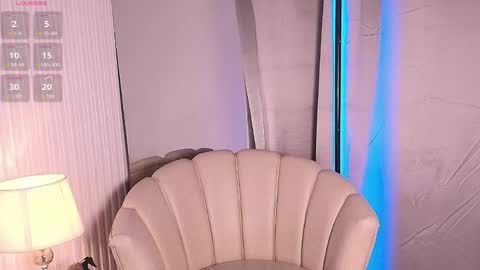 Mia  Schedule 7am to 2pm Col online show from 04-14-26, 11:05