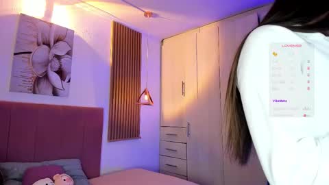 Mia Nevaeh - follow me online show from 11-24-25, 09:14