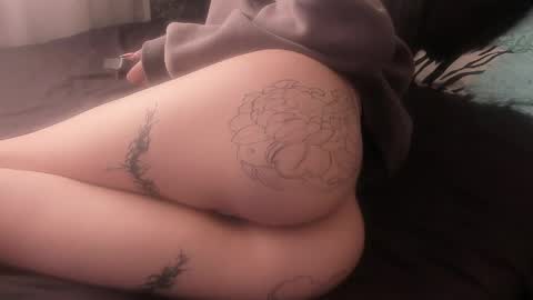 Snapshot of mia_nova00 chatting on 06-09-26, 04:40 mia_nova00 online show from 06-09-26, 04:40