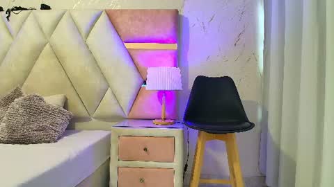 mia_nova18 online show from 07-28-26, 12:34
