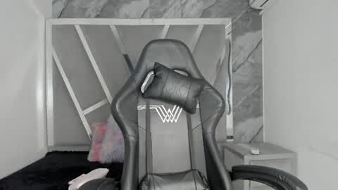 mia_petiteht online show from 06-22-26, 03:25