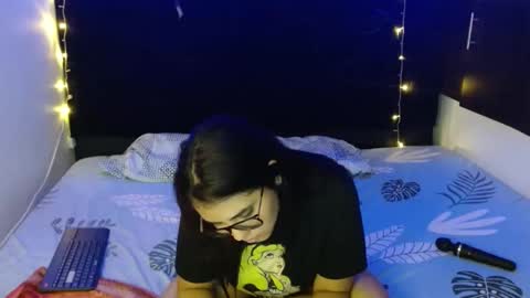 Mia  online show from 02-28-25, 04:31