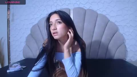 mia_prince_ online show from 01-08-26, 05:59