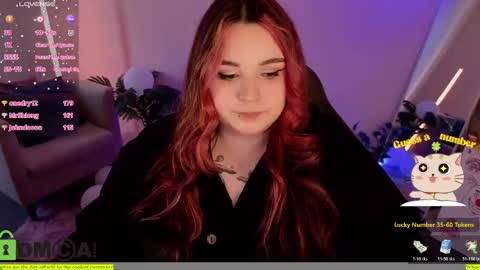 Mia online show from 06-05-26, 06:52