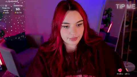 Mia online show from 07-28-26, 01:23
