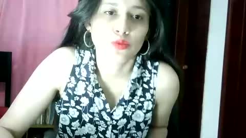 Snapshot of mia_robeerts chatting on 09-15-25, 08:09 mia_robeerts online show from 09-15-25, 08:09