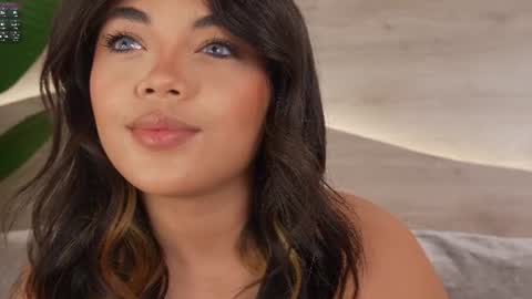 Snapshot of mia_rosalie chatting on 07-03-26, 07:42 mia_rosalie online show from 07-03-26, 07:42