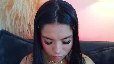 Mia online show from 03-22-26, 07:06