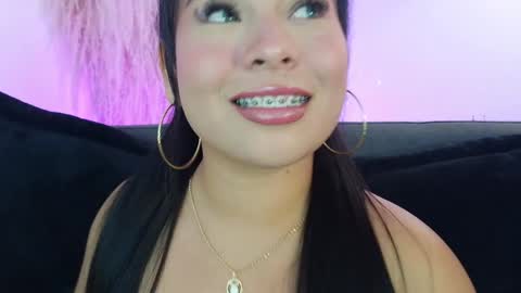 Snapshot of mia_roux1 chatting on 05-23-26, 03:23 Mia online show from 05-23-26, 03:23