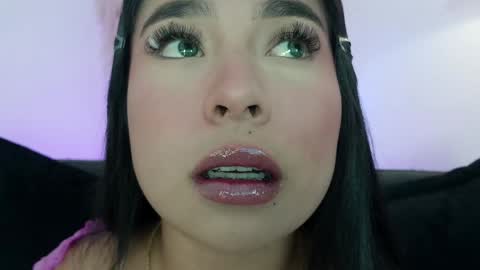 Snapshot of mia_roux1 chatting on 05-23-26, 11:20 Mia online show from 05-23-26, 11:20