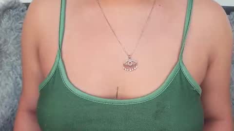 Snapshot of mia_roux13 chatting on 09-22-25, 11:45 Mia Roux online show from 09-22-25, 11:45