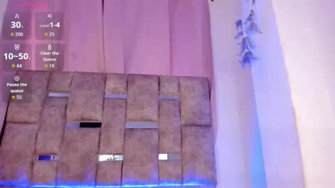 mia_royal online show from 02-05-26, 07:40