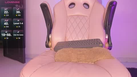 mia_royal online show from 04-09-26, 03:50