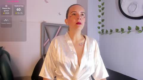 mia_salome23 online show from 07-09-26, 11:47