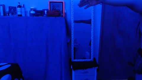 Snapshot of mia_smithl chatting on 03-06-25, 09:47 mia_smithl online show from 03-06-25, 09:47