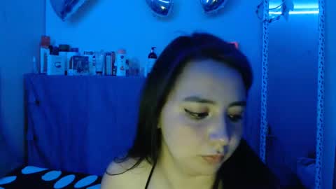 Snapshot of mia_smithl chatting on 03-11-25, 09:13 mia_smithl online show from 03-11-25, 09:13