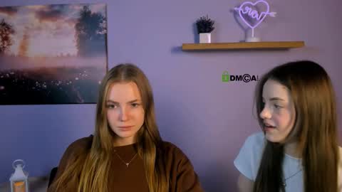 mia_starrr_ online show from 11-11-25, 09:53