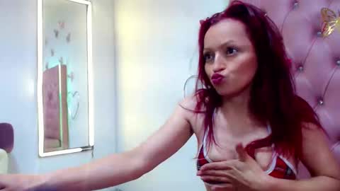 mia online show from 04-13-26, 09:09