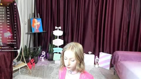 Mia online show from 12-07-24, 10:17