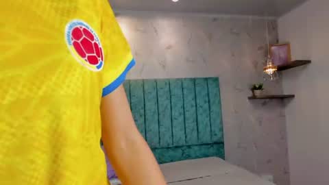 Snapshot of mia_velmont chatting on 06-24-26, 03:16 Miaaa online show from 06-24-26, 03:16