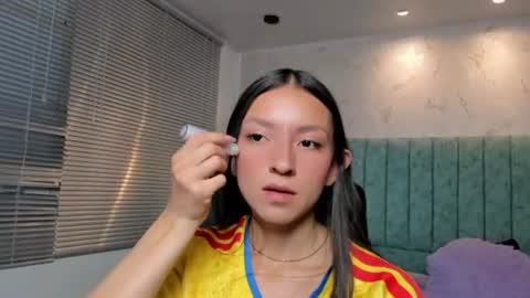 Snapshot of mia_velmont chatting on 07-08-26, 02:05 Miaaa online show from 07-08-26, 02:05